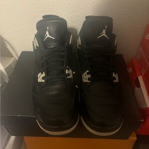 Jordan 4 Oreo